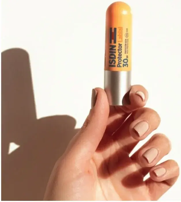 Isdin Lip Protector SPF30 Hydrating Lip Balm 4g